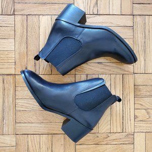 Depp leather heeled chelsea boots